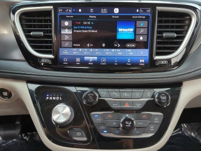 2021 Chrysler Pacifica Touring L FWD
