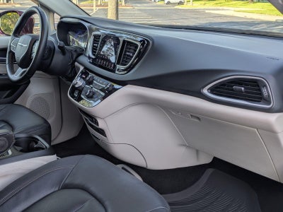 2020 Chrysler Pacifica Touring L Plus FWD