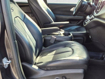 2018 Chrysler Pacifica Touring L Plus FWD