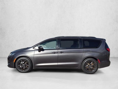 2018 Chrysler Pacifica Touring L Plus FWD