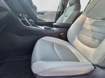 2023 Toyota RAV4 XLE Premium FWD (Natl)