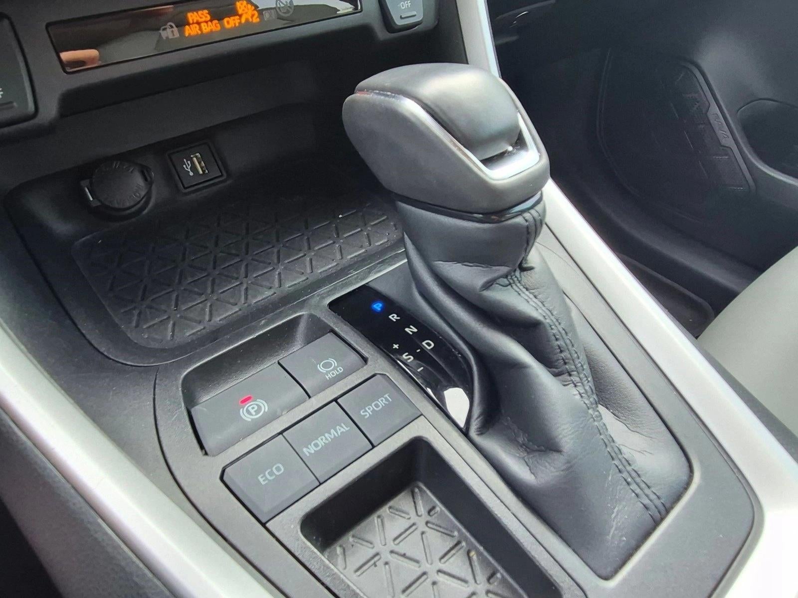 2023 Toyota RAV4 XLE Premium FWD (Natl)