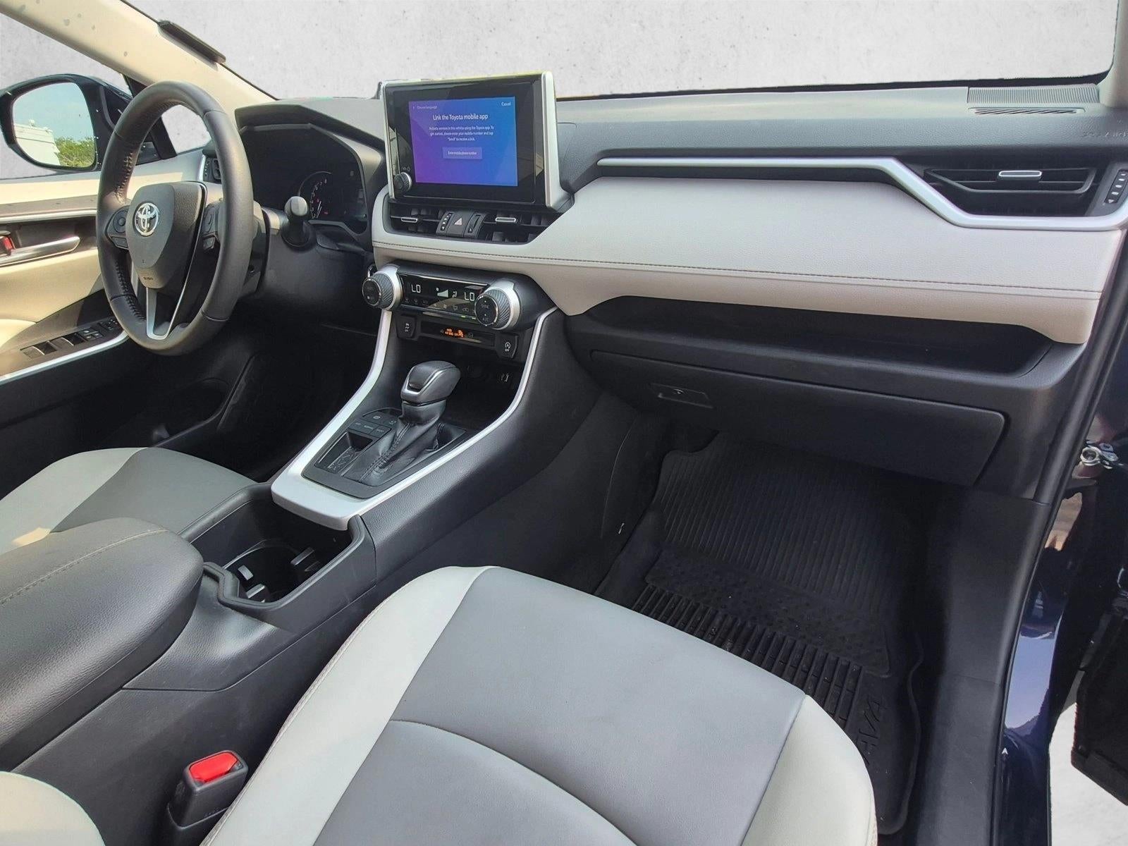 2023 Toyota RAV4 XLE Premium FWD (Natl)