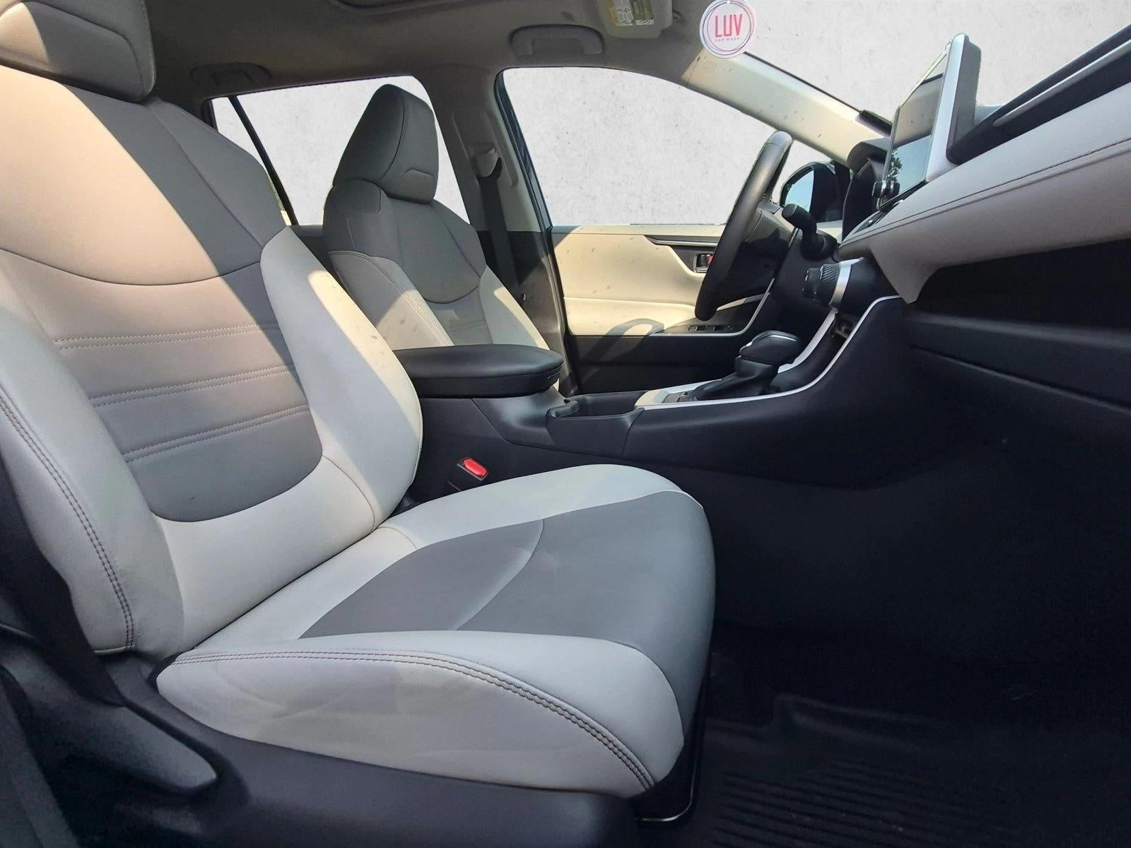 2023 Toyota RAV4 XLE Premium FWD (Natl)