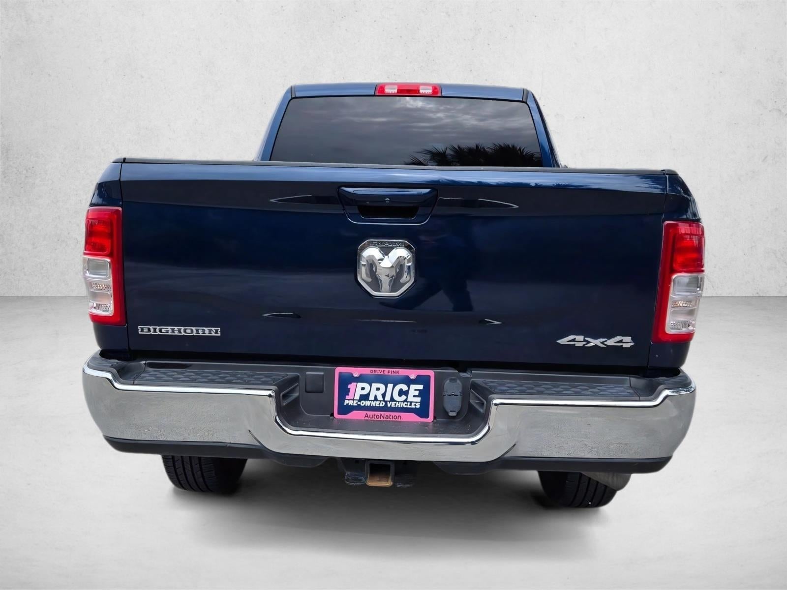 2022 RAM 2500 Big Horn 4x4 Crew Cab 6'4" Box