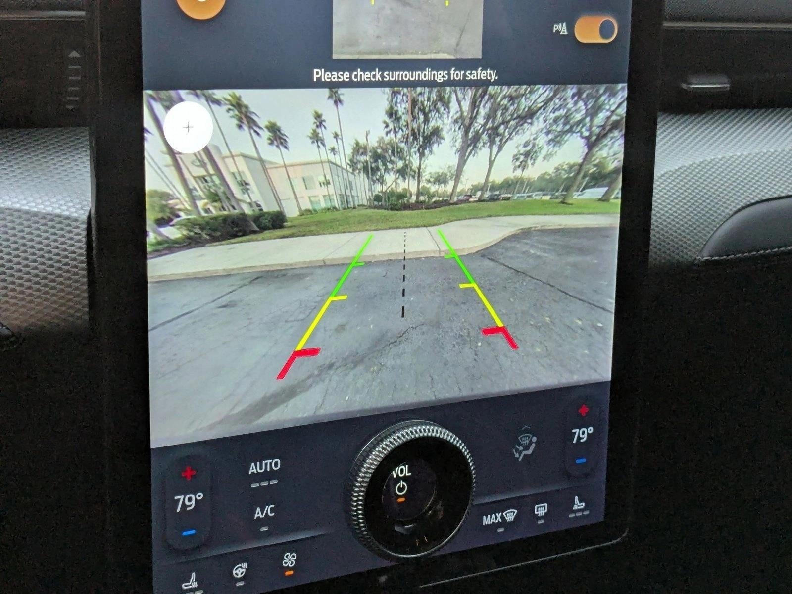 2022 Ford Mustang Mach-E Select RWD