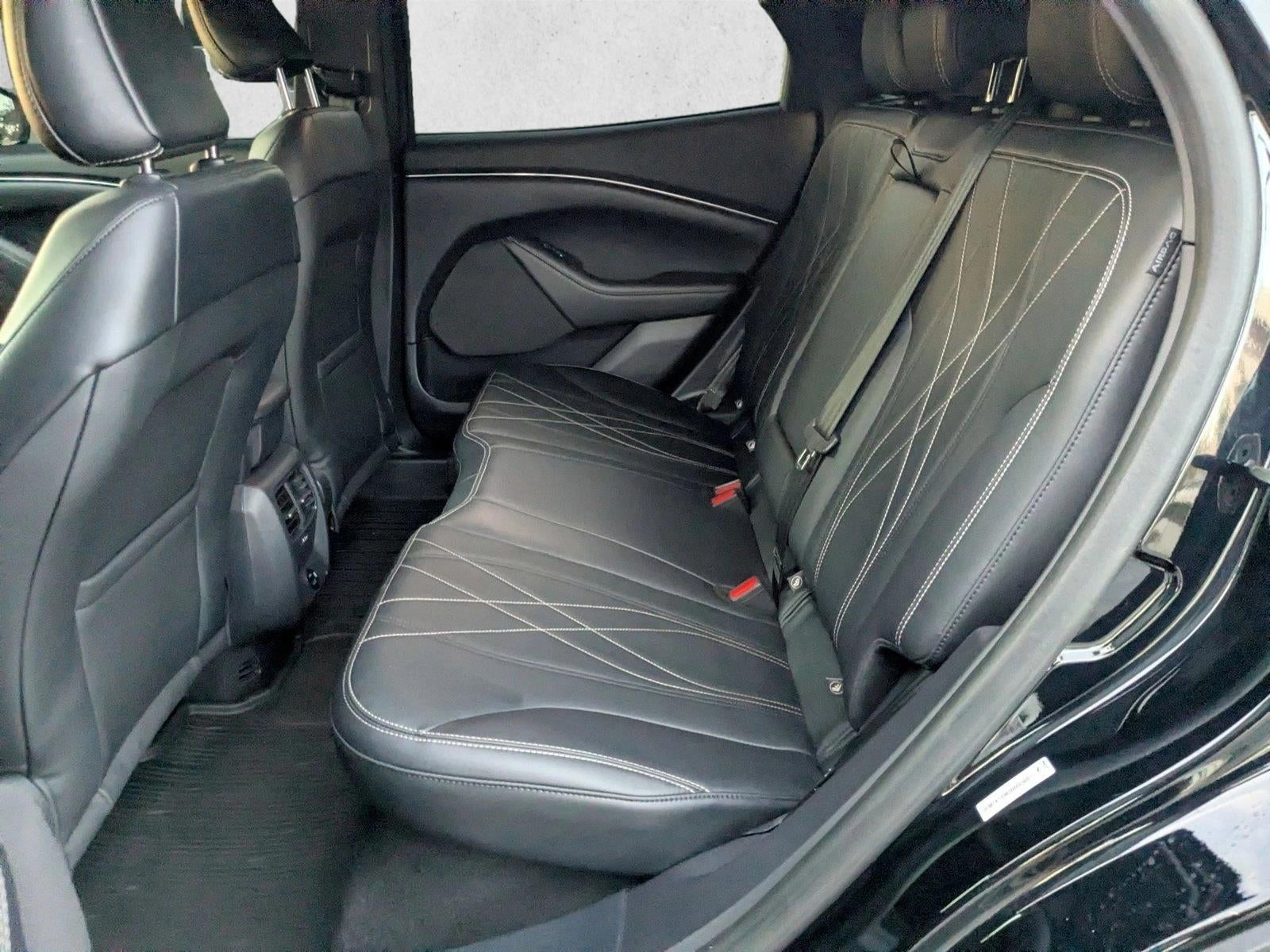 2022 Ford Mustang Mach-E Select RWD