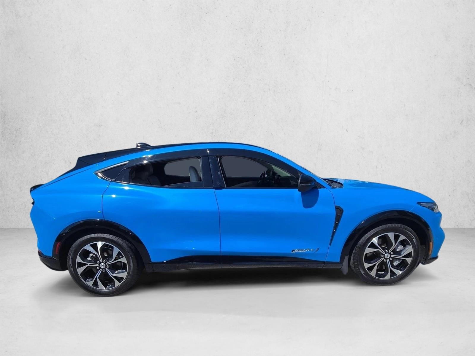 2022 Ford Mustang Mach-E Premium RWD