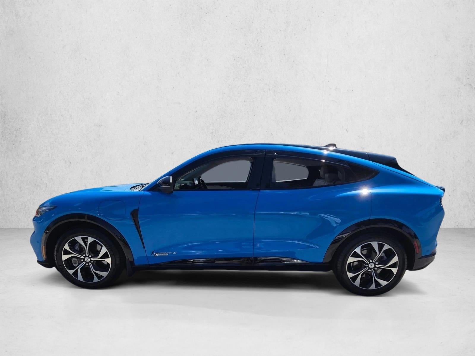 2022 Ford Mustang Mach-E Premium RWD