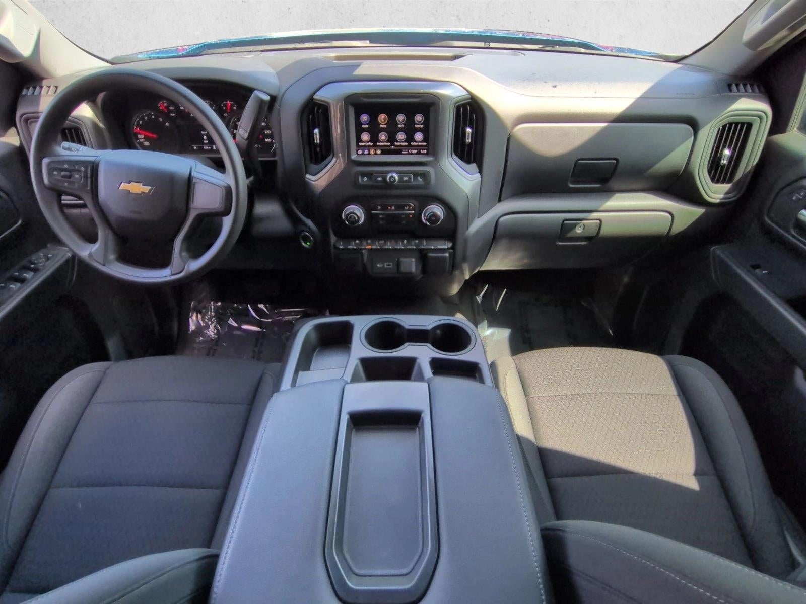 2022 Chevrolet Silverado 1500 Crew Cab Short Box 2-Wheel Drive Custom