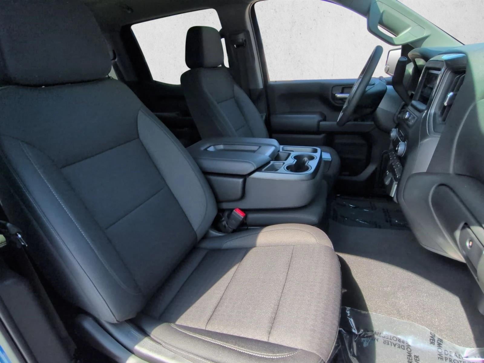 2022 Chevrolet Silverado 1500 Crew Cab Short Box 2-Wheel Drive Custom