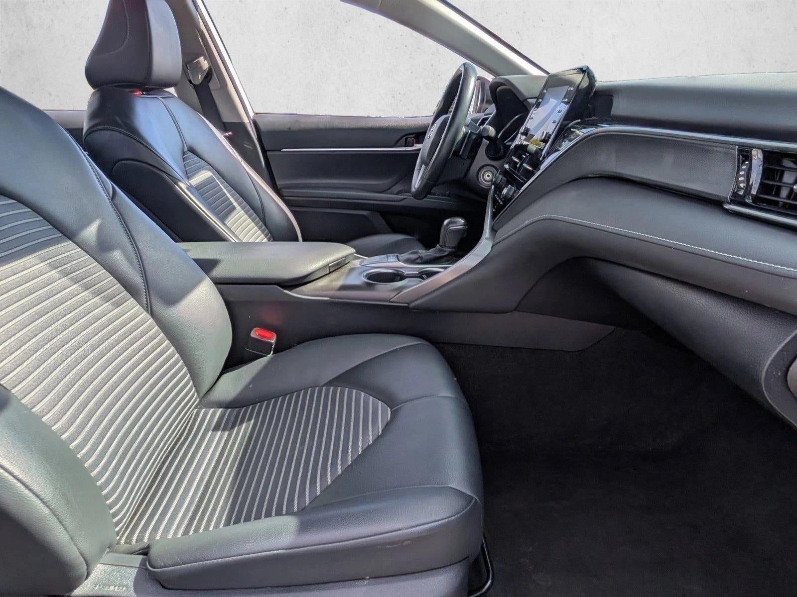 2023 Toyota Camry SE Auto (SE)