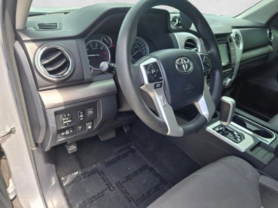 2016 Toyota Tundra 2WD Truck 2WD CrewMax Short Bed 5.7L FFV SR5 (SE)
