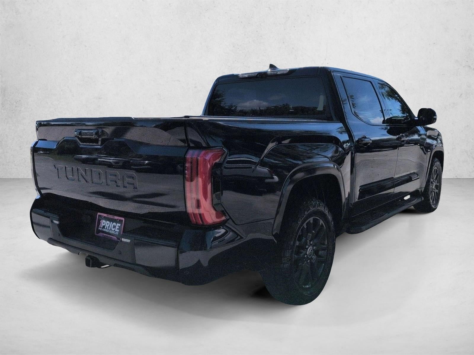 2023 Toyota Tundra 2WD 2WD Platinum CrewMax 5.5' Bed (SE)