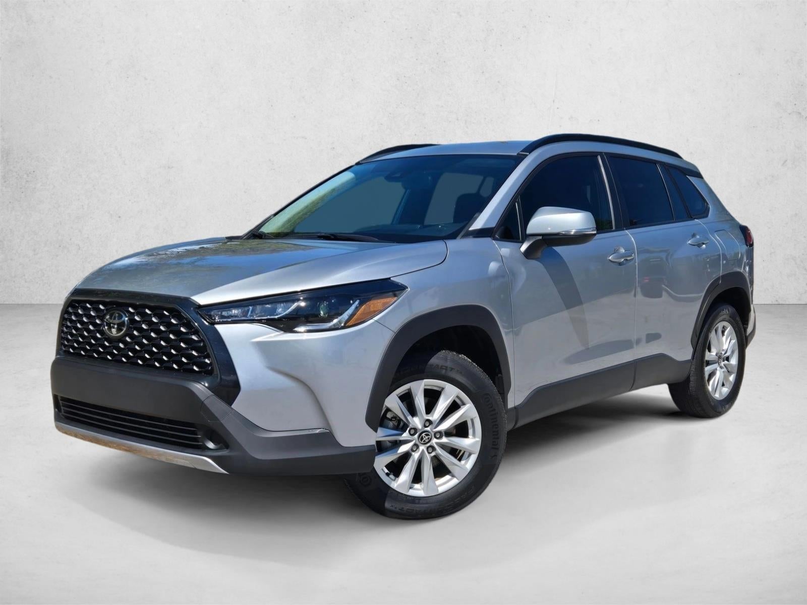 2022 Toyota Corolla Cross LE 4WD (Natl)