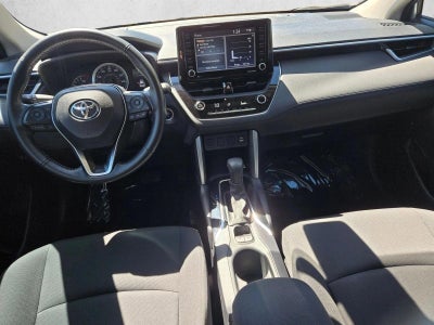 2022 Toyota Corolla Cross LE 4WD (Natl)