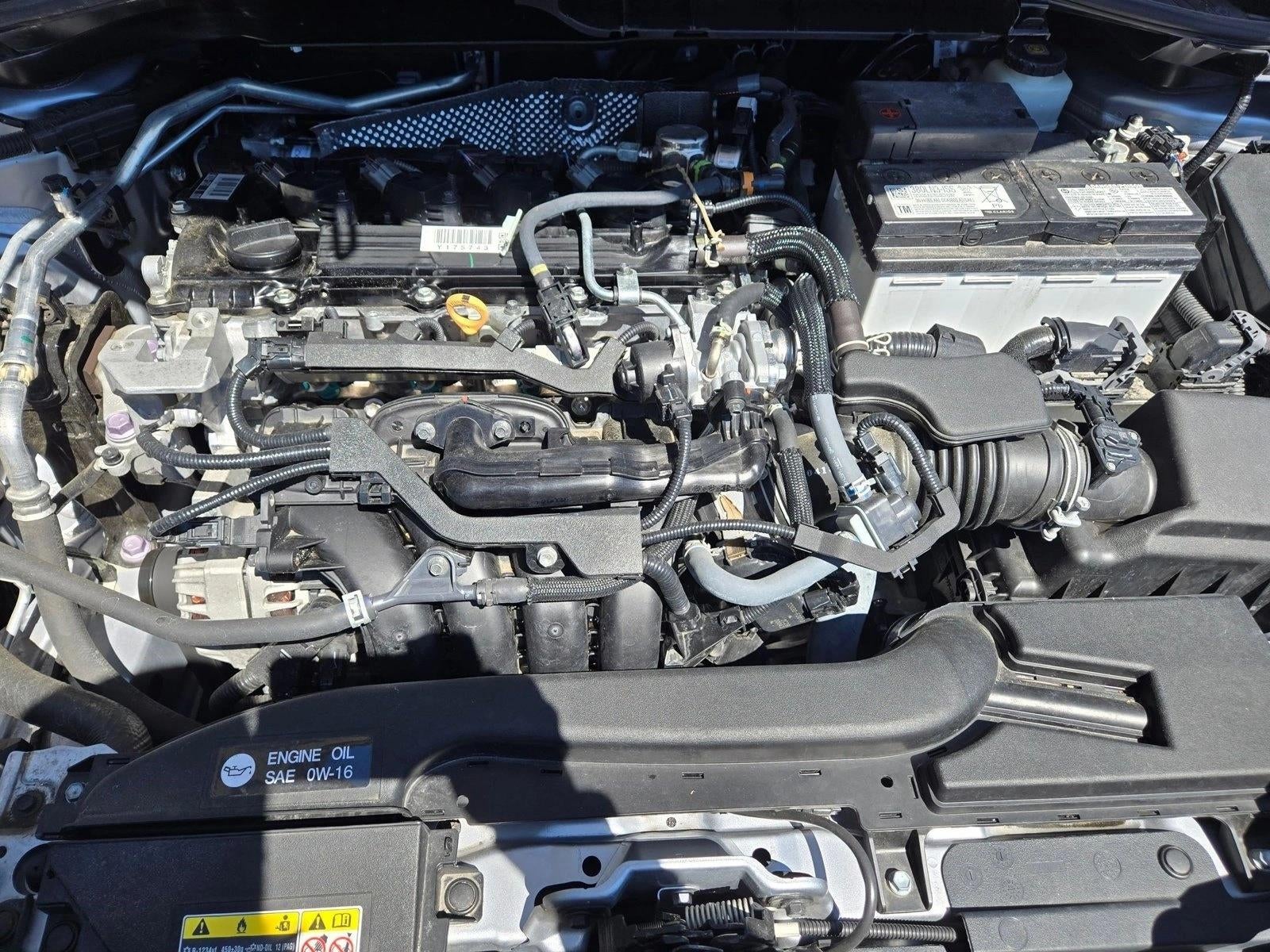 2022 Toyota Corolla Cross LE 4WD (Natl)