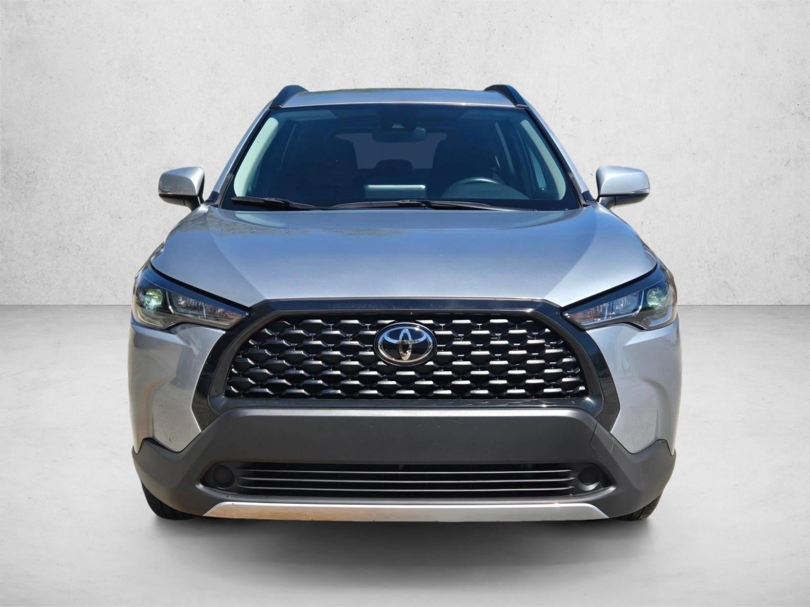 2022 Toyota Corolla Cross LE 4WD (Natl)