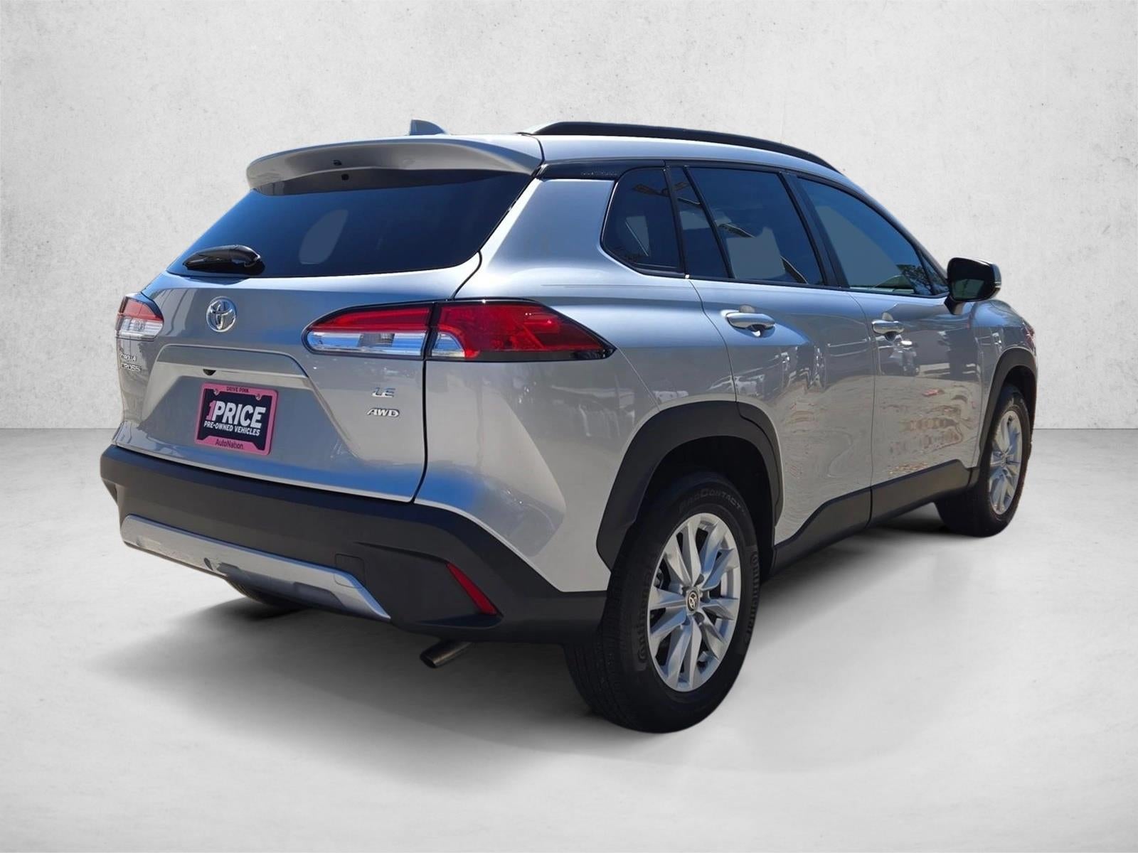 2022 Toyota Corolla Cross LE 4WD (Natl)