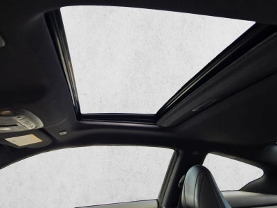 2022 INFINITI Q60 LUXE RWD