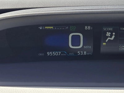 2017 Toyota Prius Three (GS)