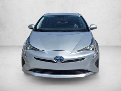 2017 Toyota Prius Three (GS)