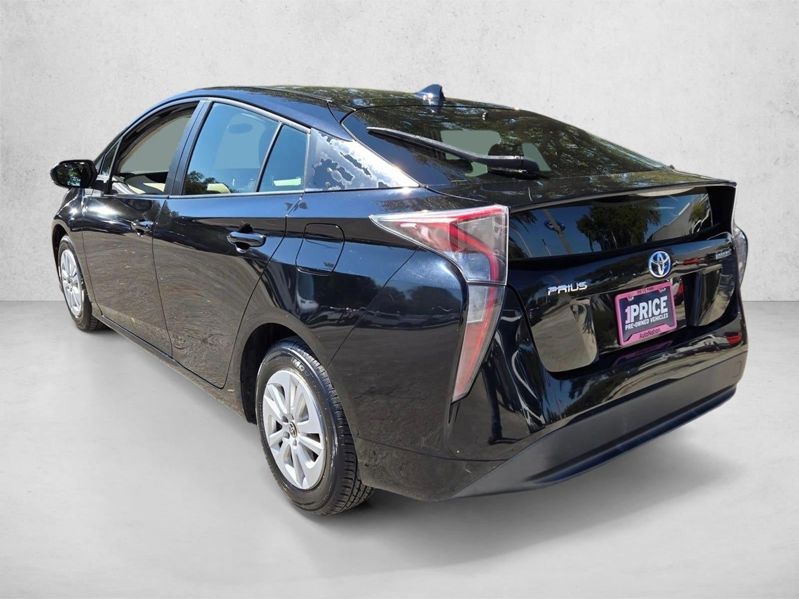 2016 Toyota Prius 5dr HB Two (SE)