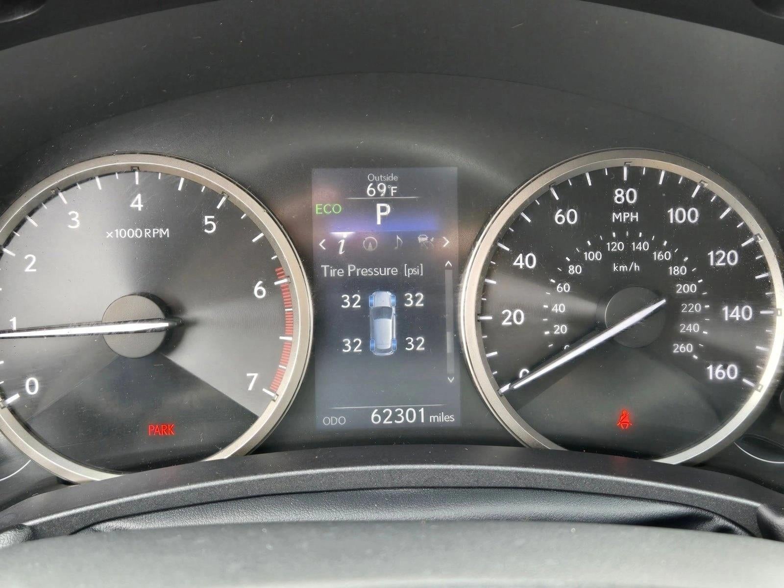 2016 Lexus NX Turbo FWD 4dr