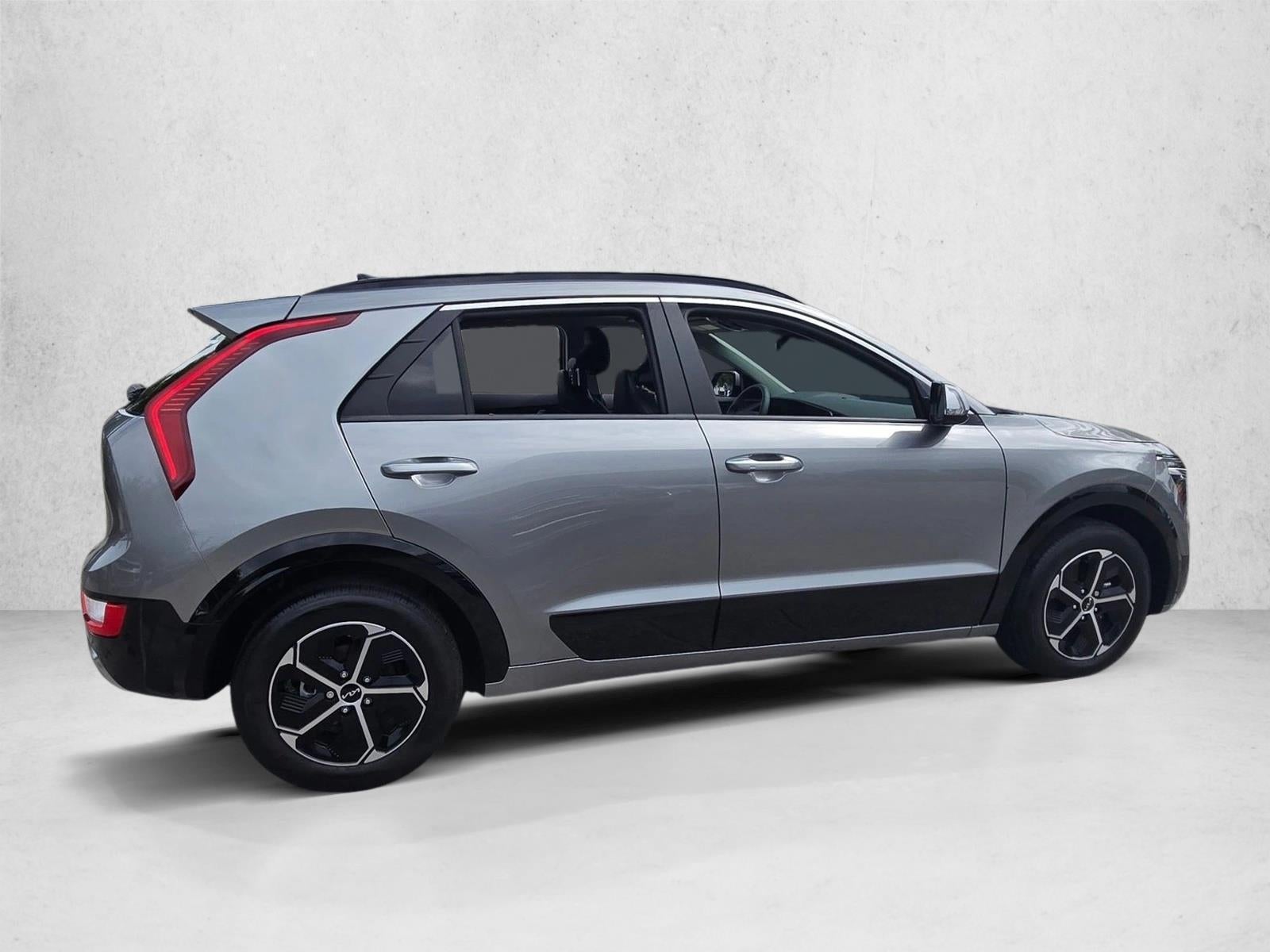 2025 Kia Niro SX FWD