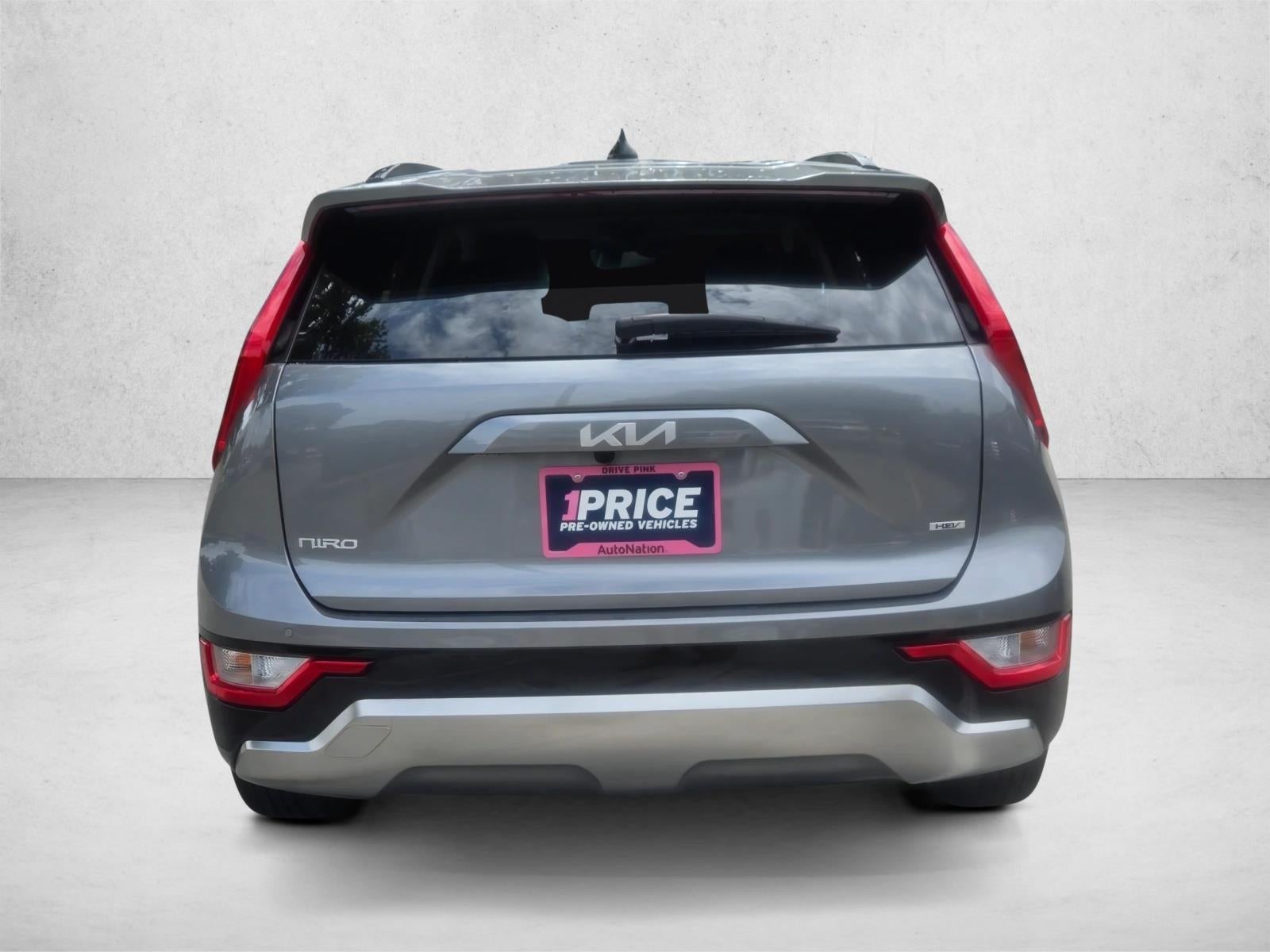 2025 Kia Niro SX FWD