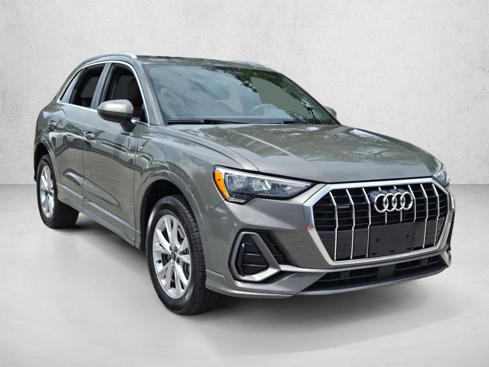 2022 Audi Q3 S line Premium 45 TFSI quattro