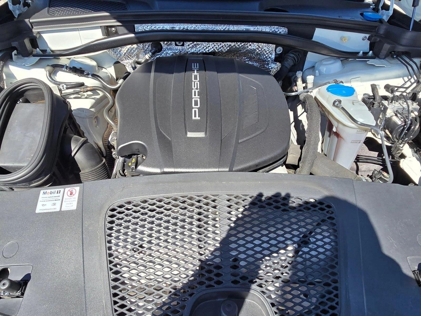 2018 Porsche Macan AWD