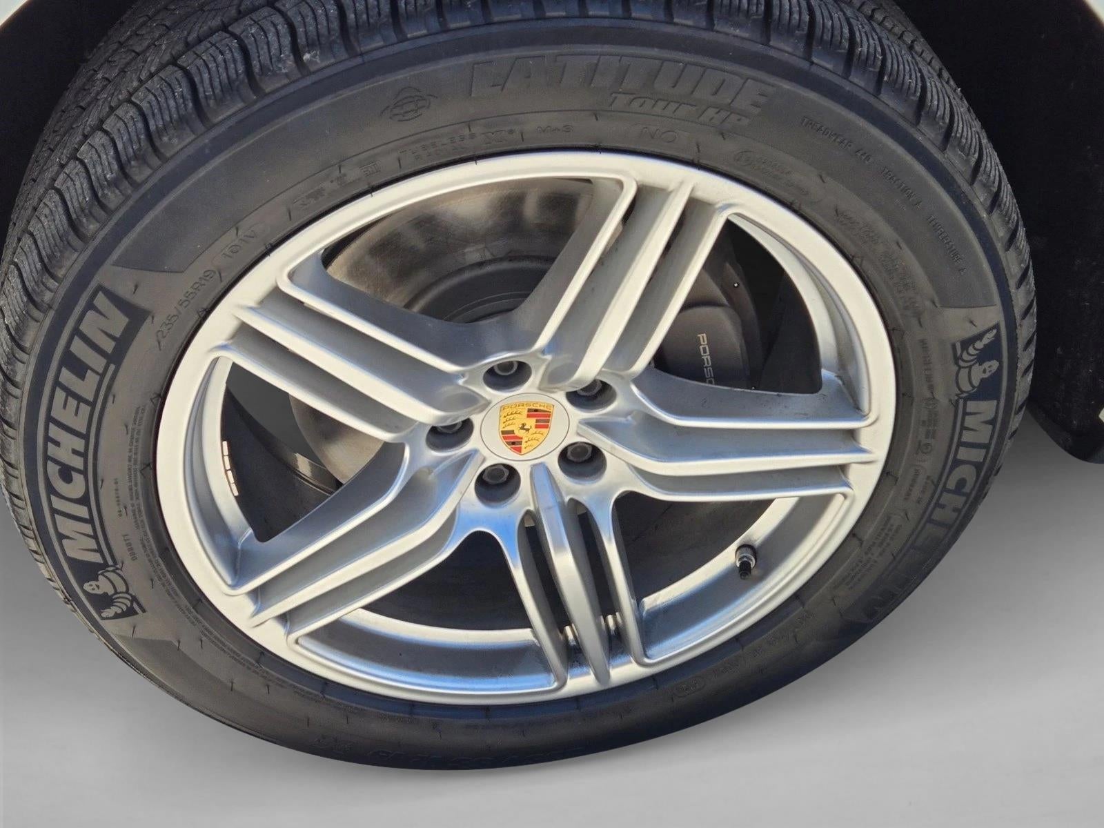 2018 Porsche Macan AWD