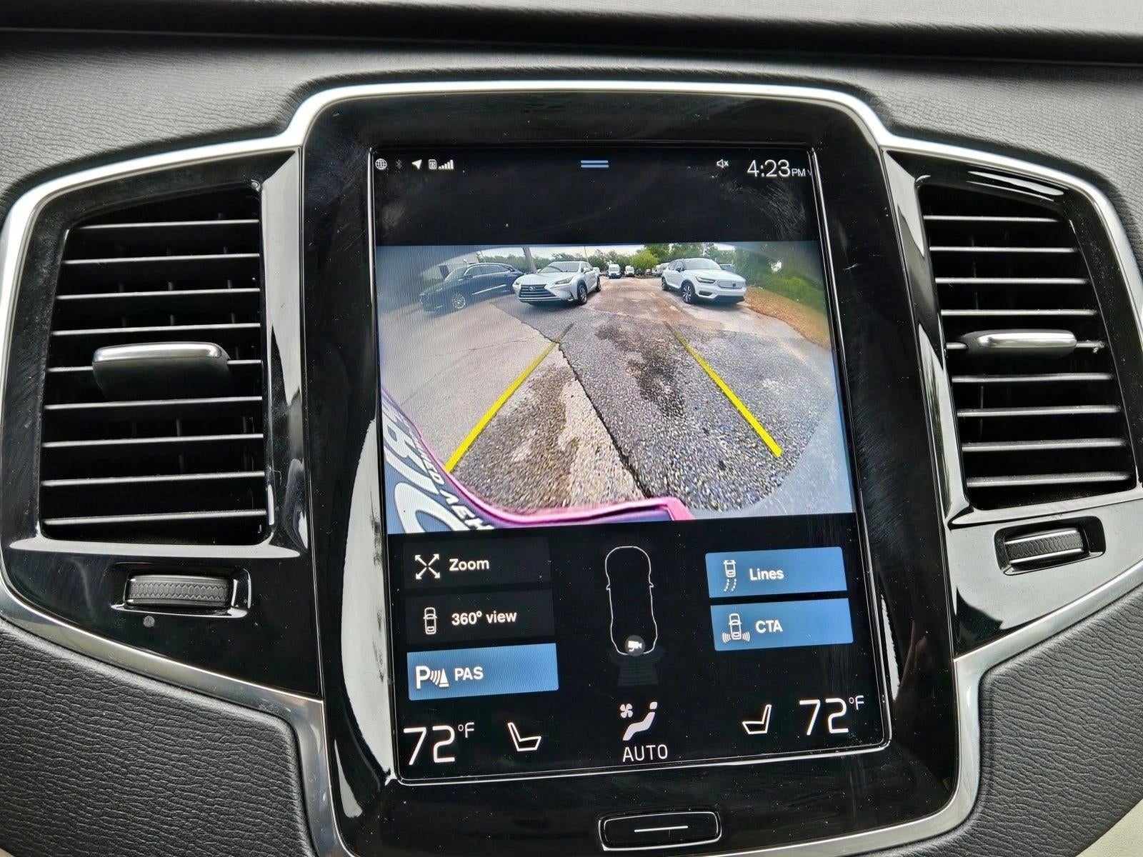2021 Volvo XC90 T6 AWD Momentum 7P