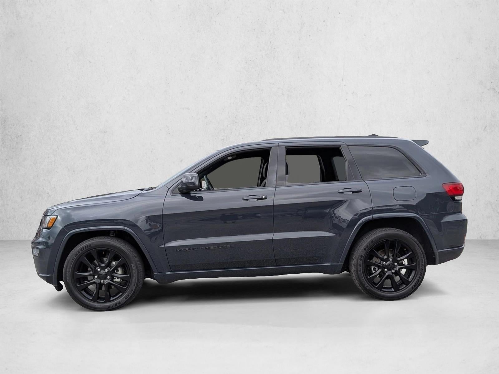 2018 Jeep Grand Cherokee Altitude 4x2 *Ltd Avail*