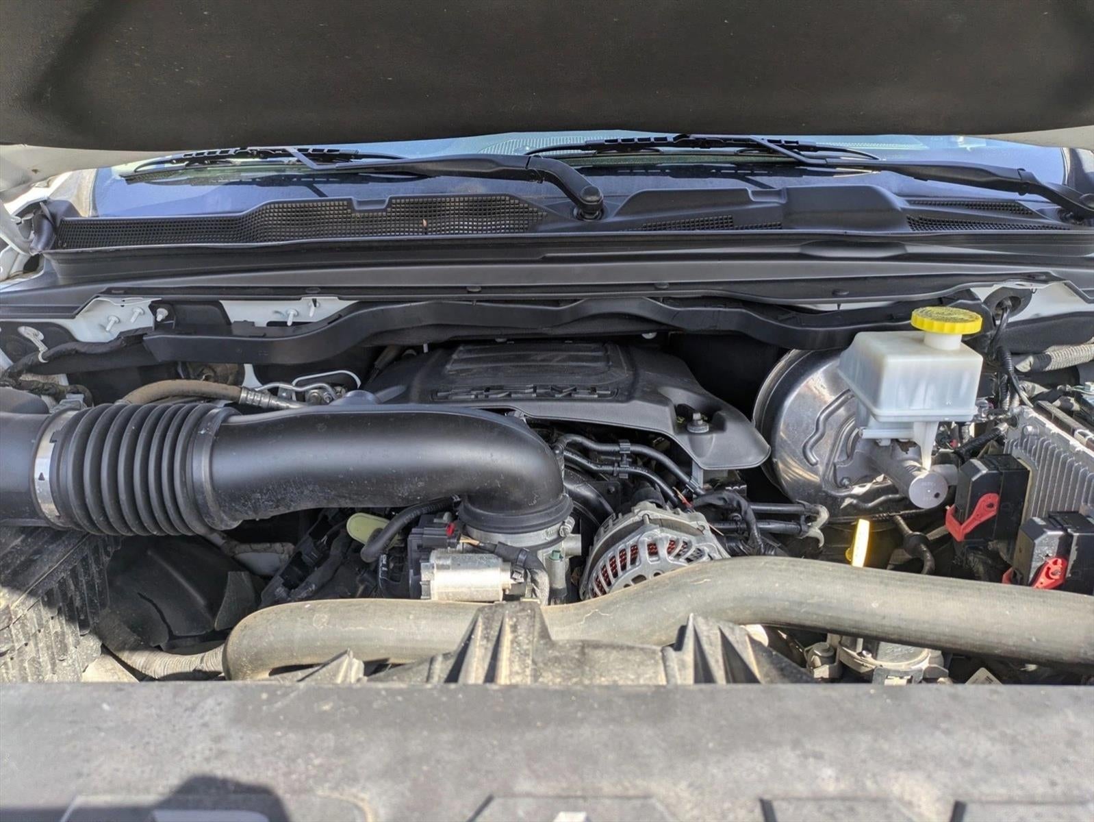 2020 RAM 1500 Laramie 4x2 Quad Cab 6'4" Box