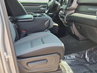 2021 RAM 1500 Big Horn 4x4 Crew Cab 5'7" Box