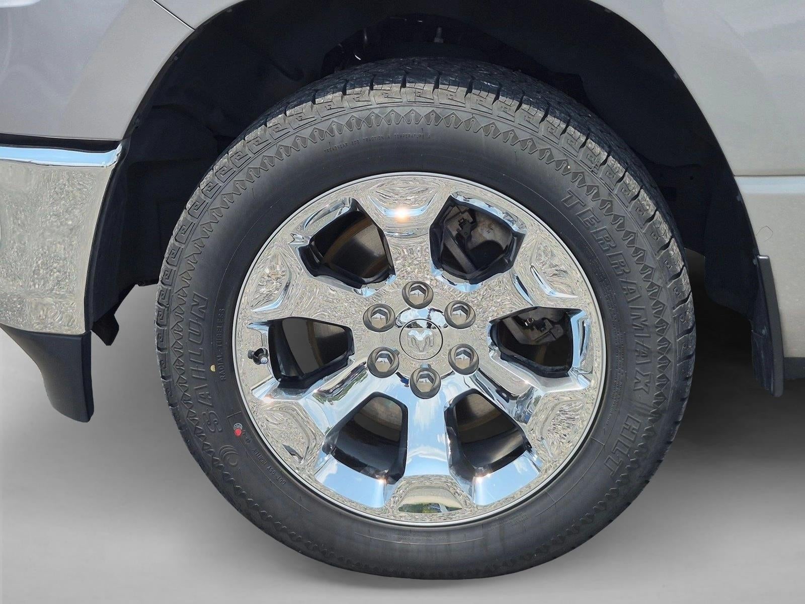 2021 RAM 1500 Big Horn 4x4 Crew Cab 5'7" Box