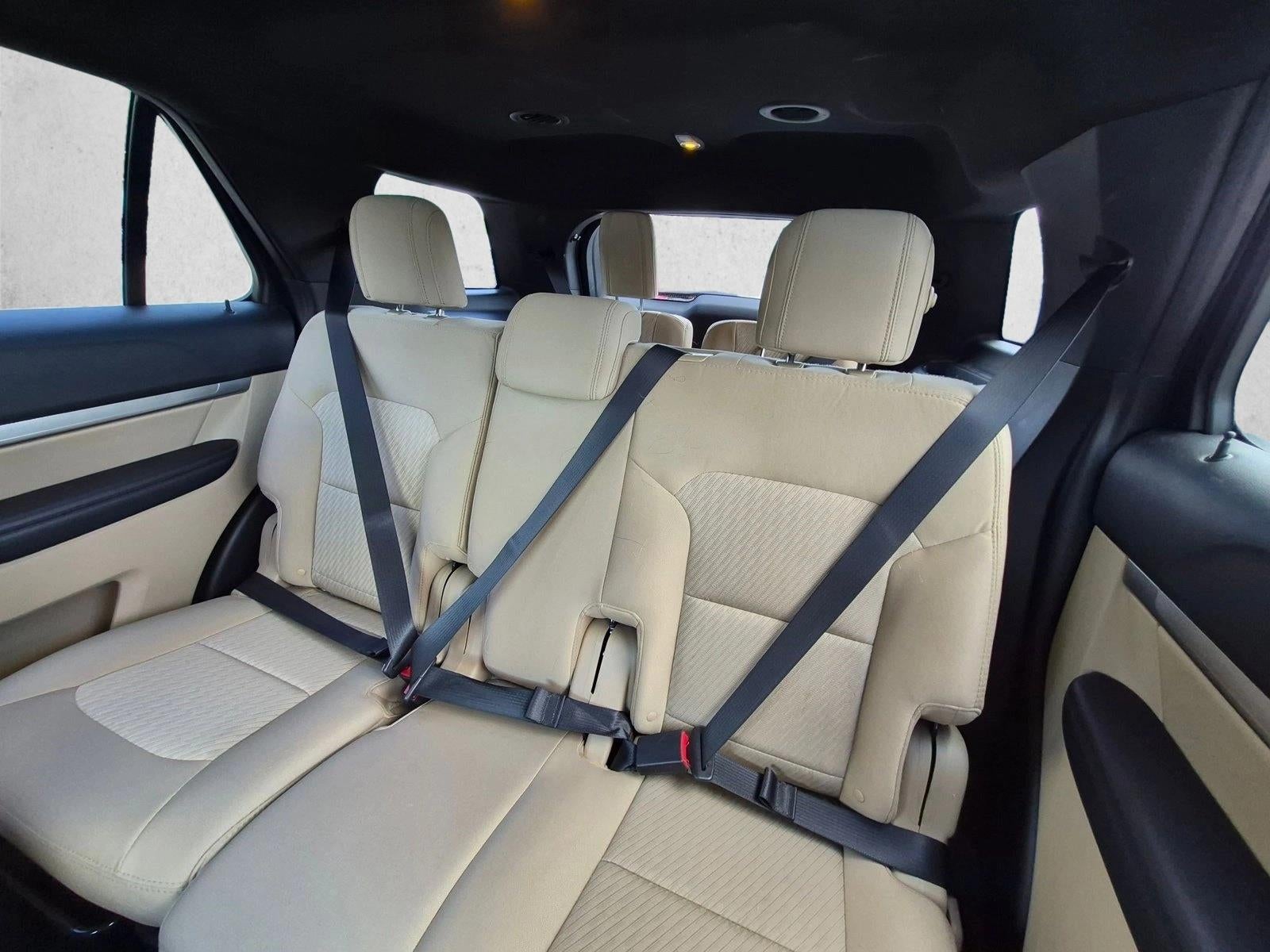 2017 Ford Explorer Base FWD