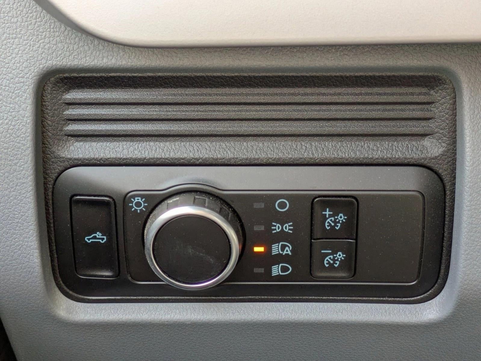 2025 Ford Super Duty F-250 SRW XL 2WD Crew Cab 6.75' Box