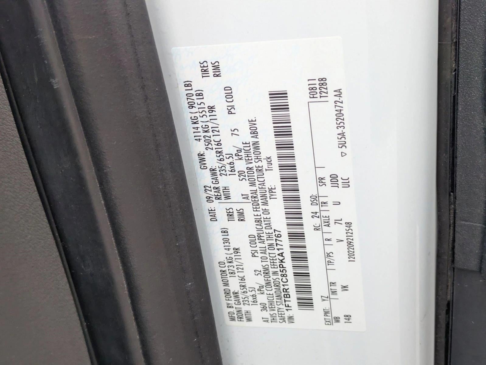 2023 Ford Transit Cargo Van T-250 130" Med Rf 9070 GVWR RWD