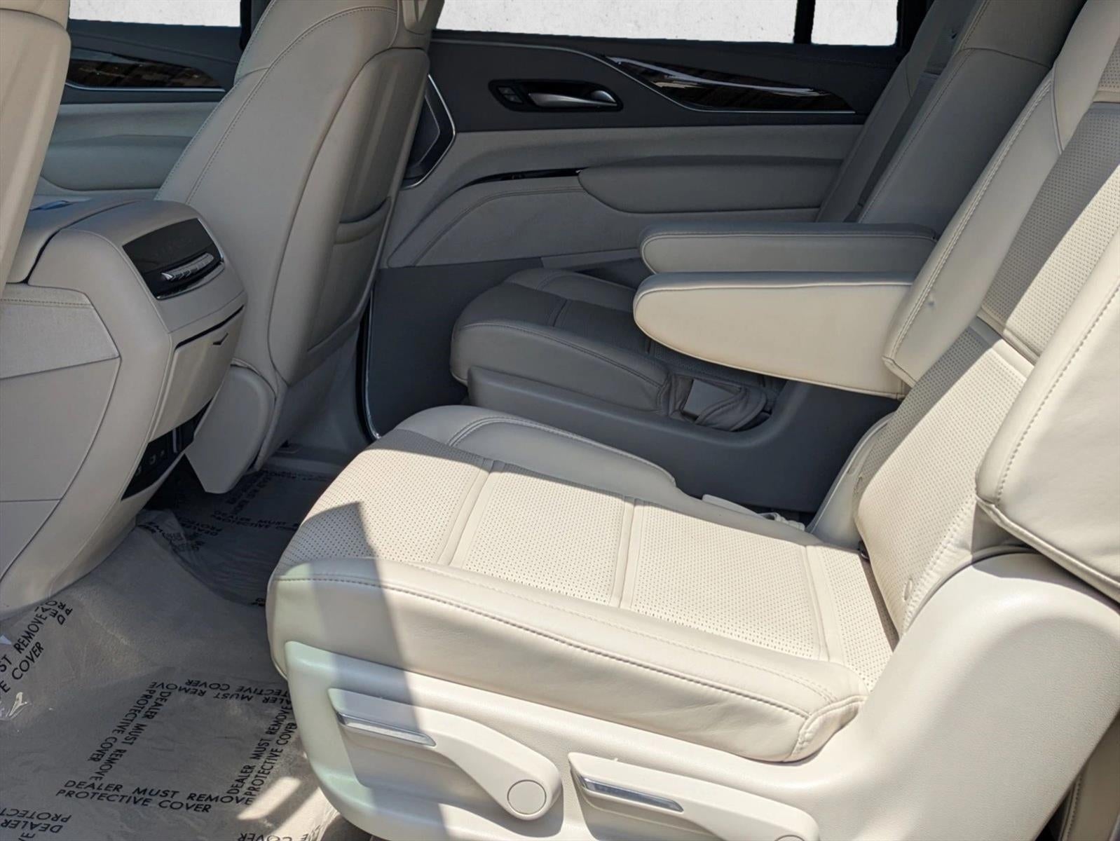 2023 Cadillac Escalade ESV 4WD Sport Platinum