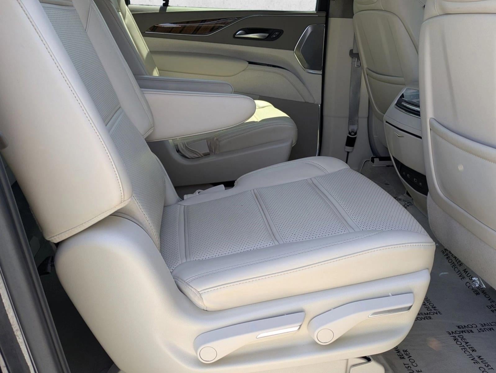 2023 Cadillac Escalade ESV 4WD Sport Platinum