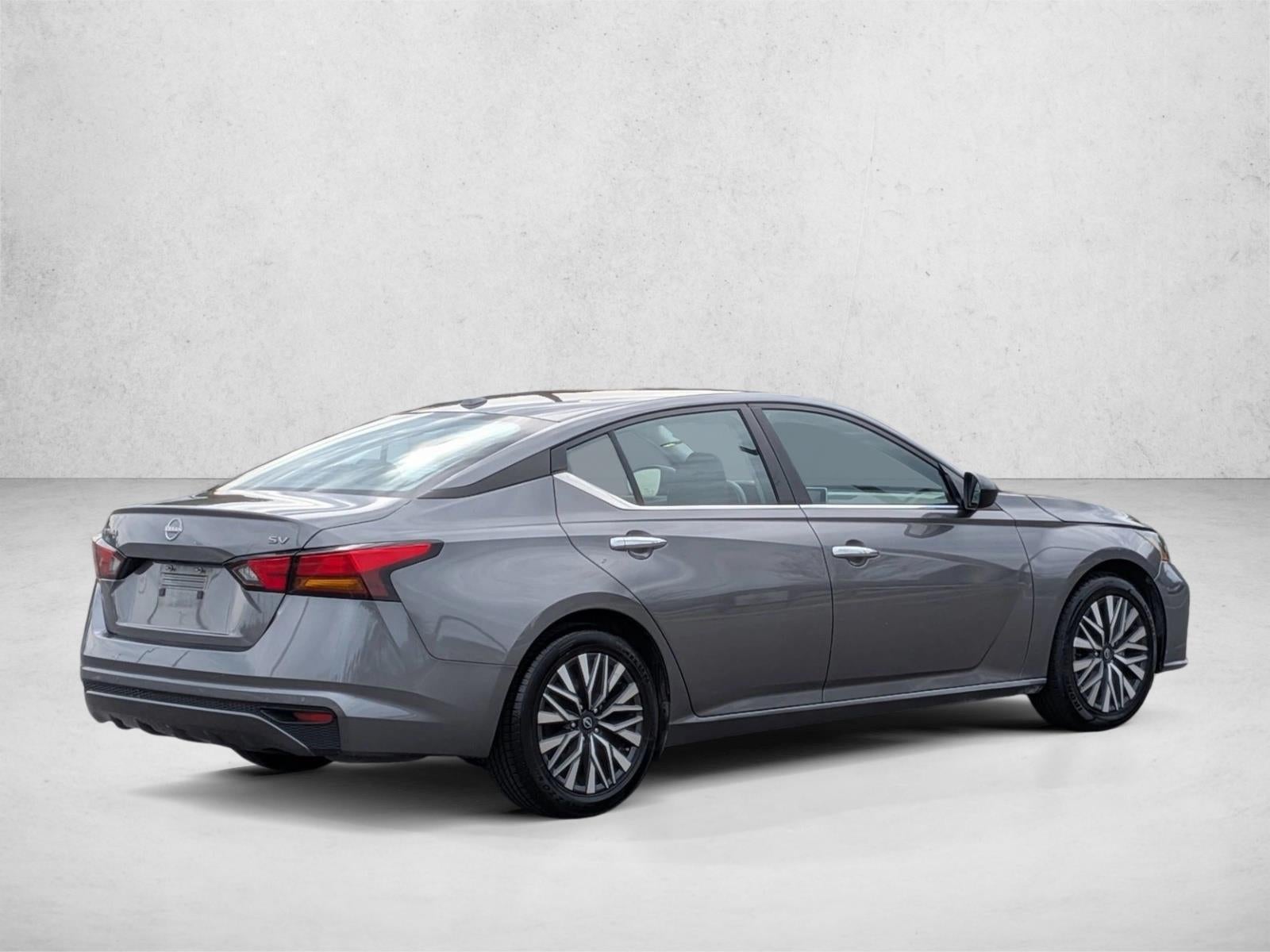 2024 Nissan Altima 2.5 SV Sedan