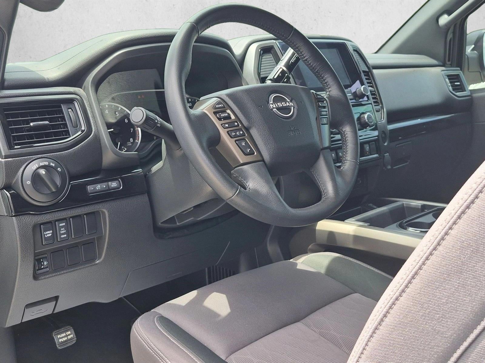 2024 Nissan Titan 4x2 Crew Cab SV