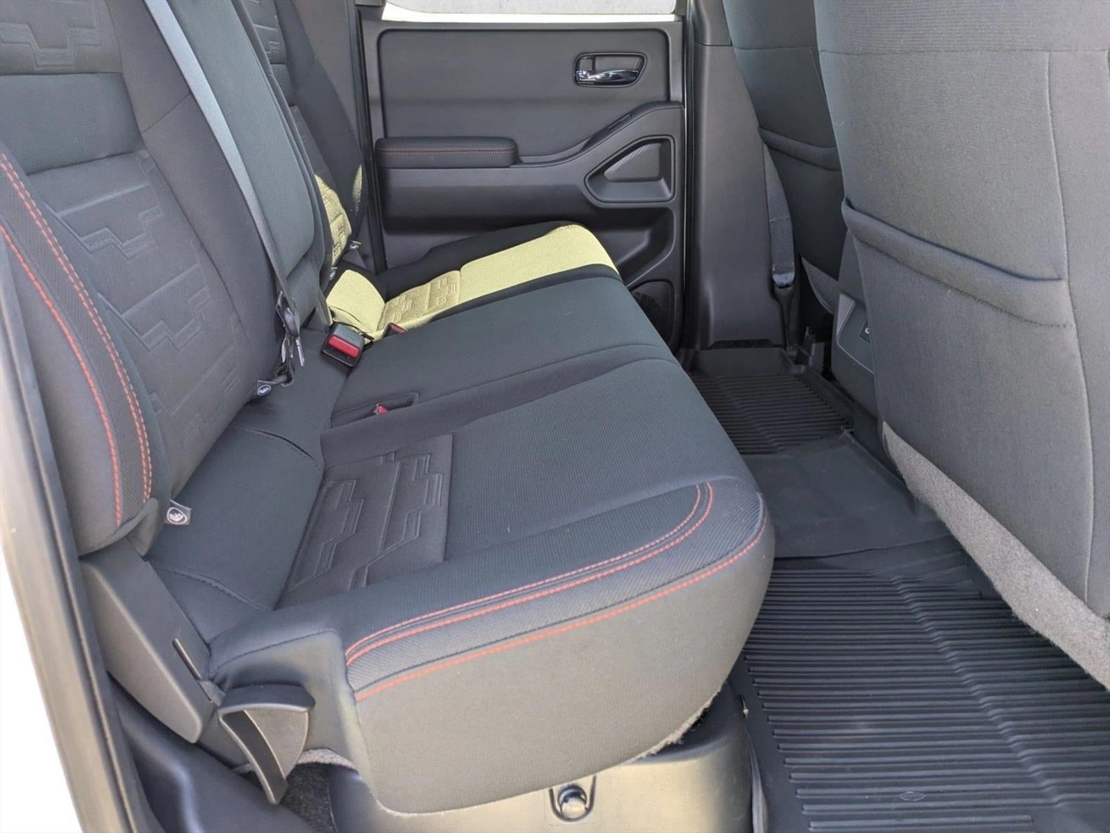 2022 Nissan Frontier Crew Cab 4x4 PRO-4X Auto