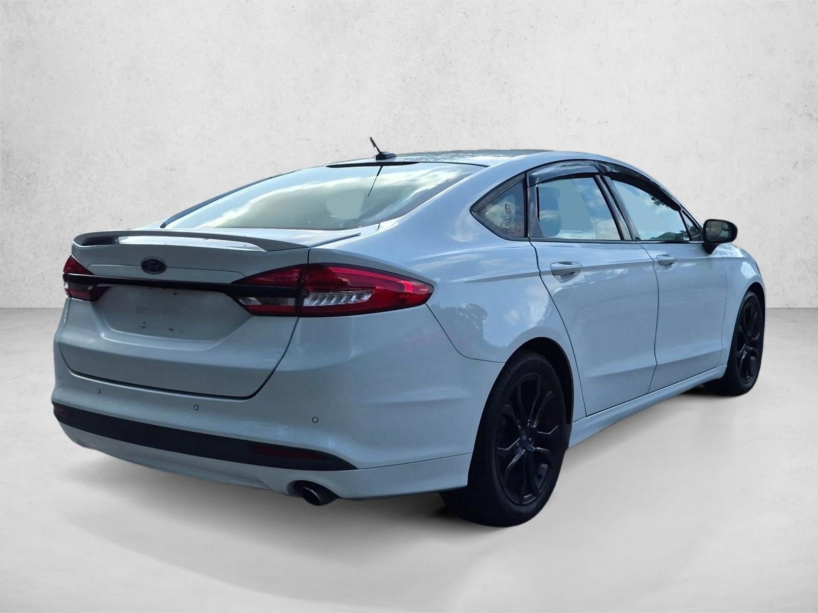 2017 Ford Fusion SE FWD