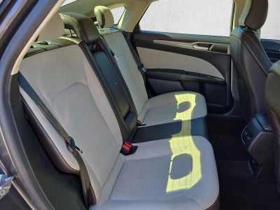 2020 Ford Fusion SE FWD