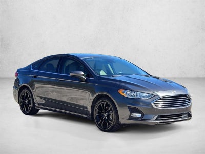 2020 Ford Fusion SE FWD