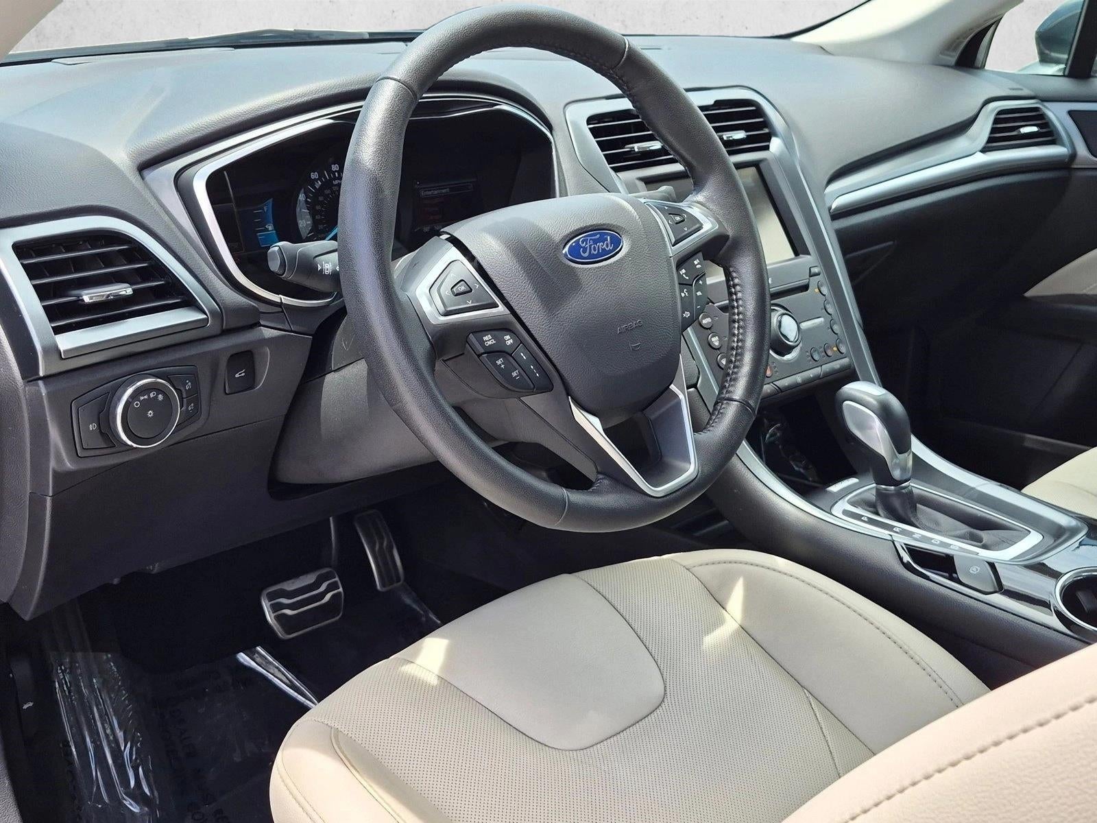 2016 Ford Fusion 4dr Sdn Titanium FWD